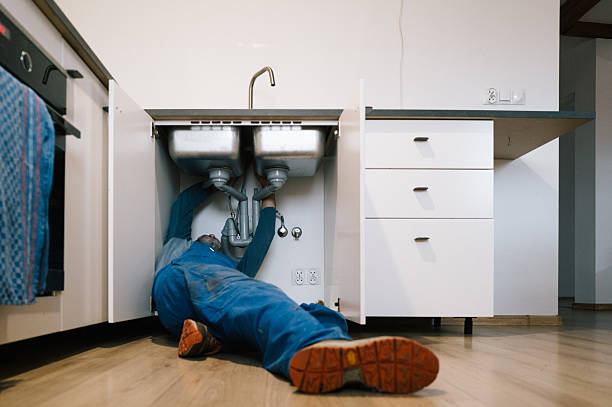 Professional Drain Cleaning technician working in Silver Creek, MS